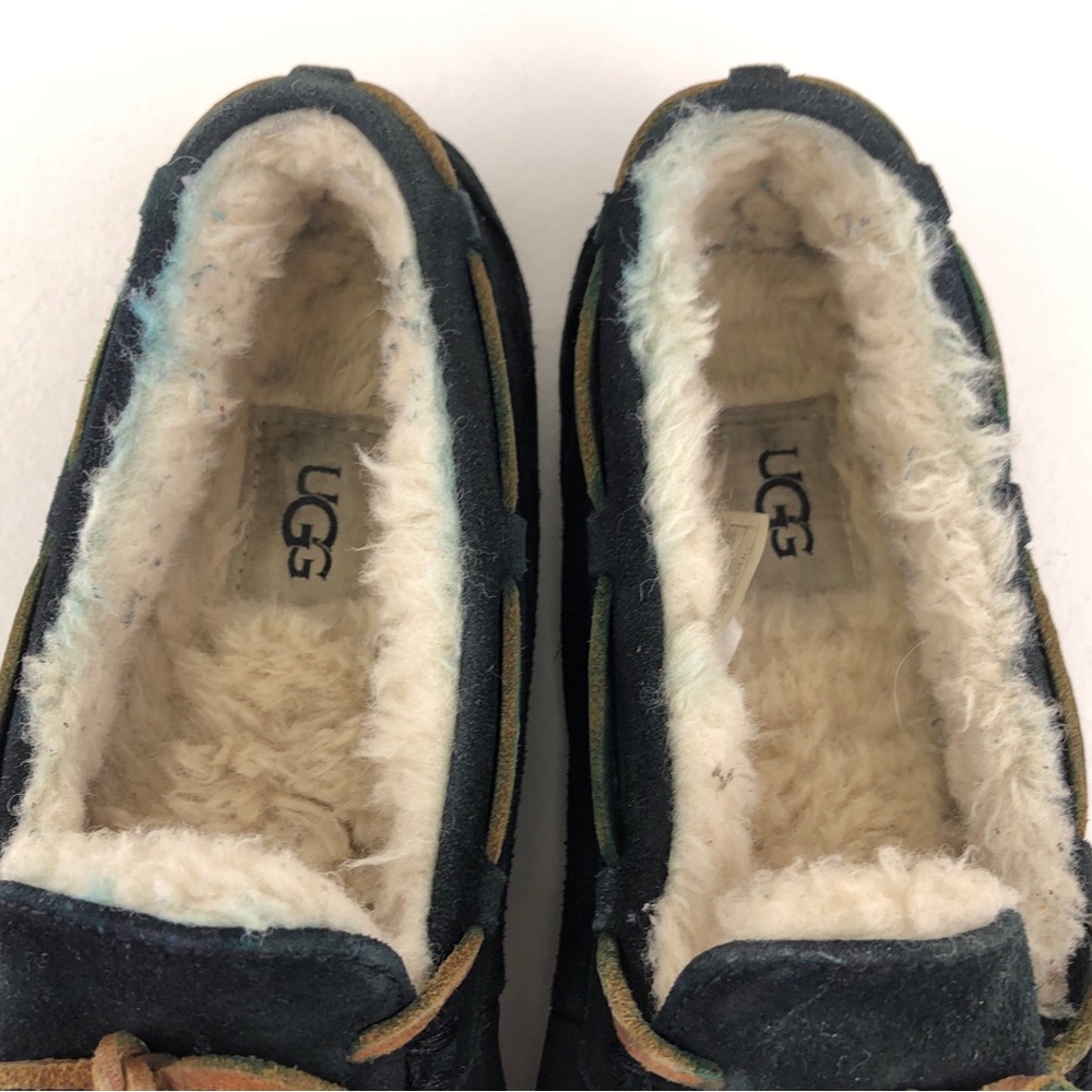 UGG Dakota Winter Moccasin Slippers 10 - Picture 14 of 16